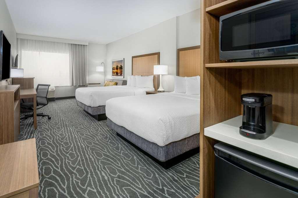 La Quinta Inn & Suites By Wyndham Valdosta Phòng bức ảnh