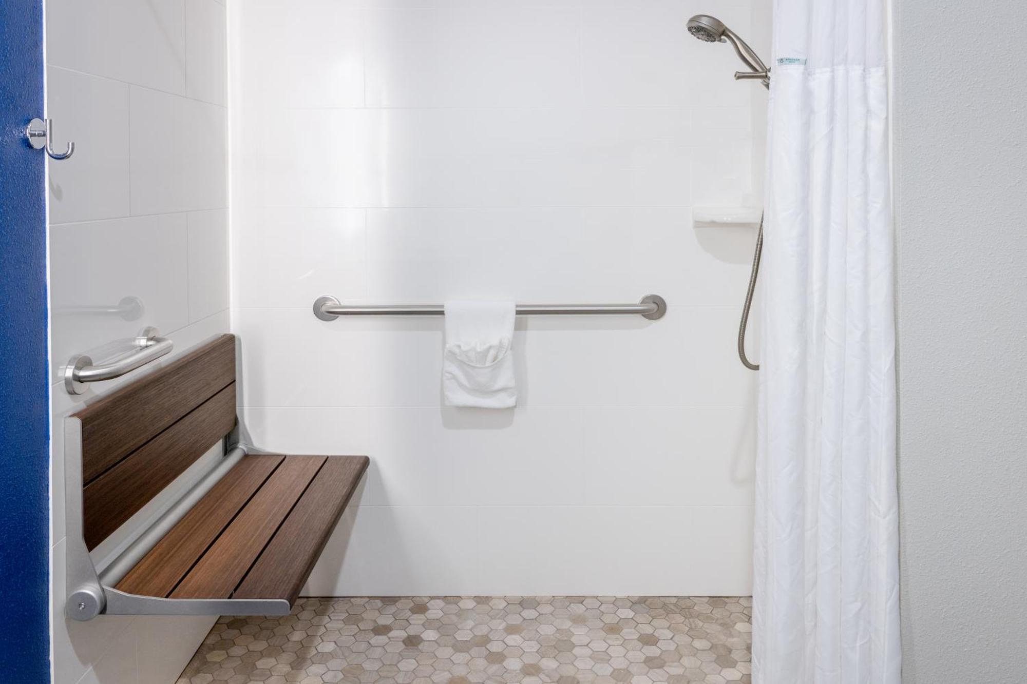 La Quinta Inn & Suites By Wyndham Valdosta Ngoại thất bức ảnh